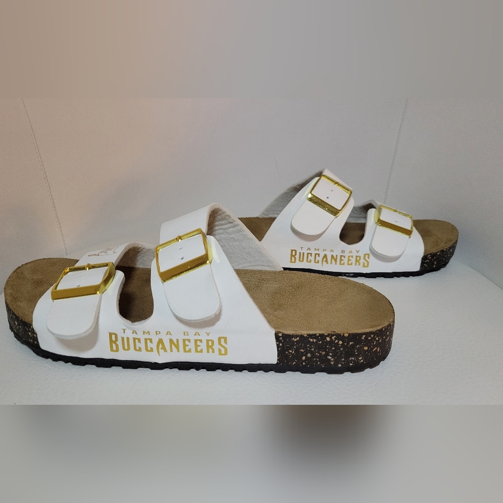 Tampa Bay Buccaneers Fanatics NFL FOCO Women's Double-Buckle Sandals